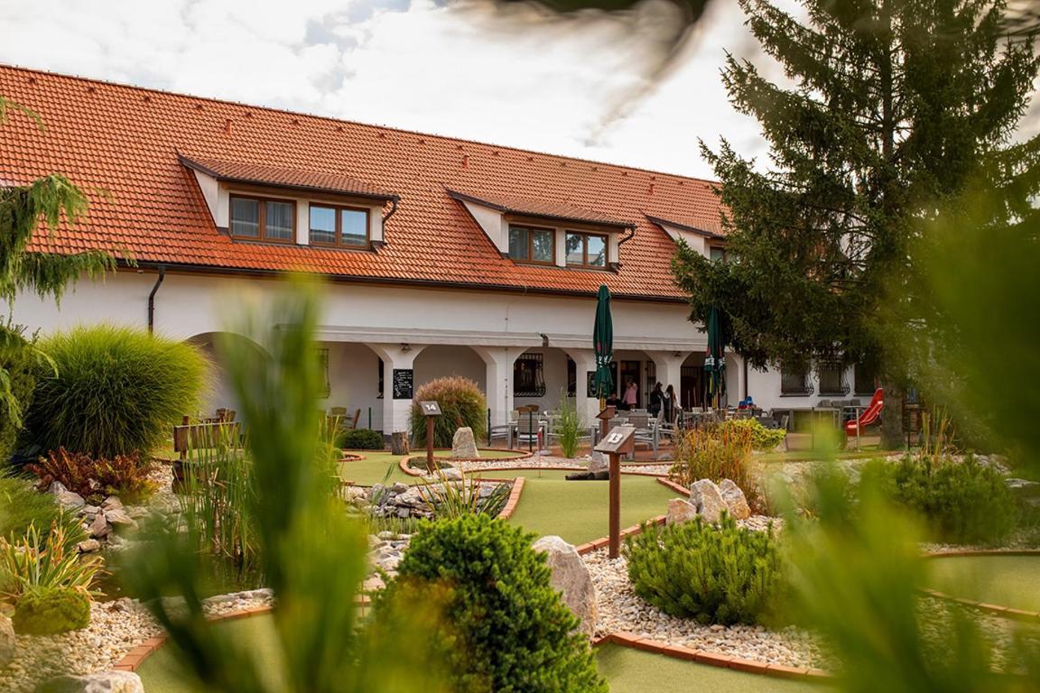 Tisnovska Rychta Hotel Eksteriør billede